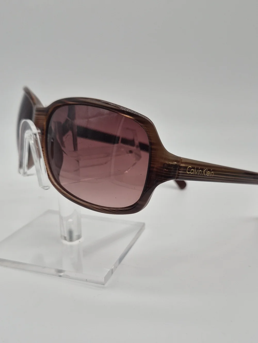 Brown Striped Wrap Sunglasses R578s-275